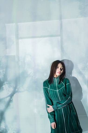 刘惜君新专辑开大招 《浪里游》脱胎换骨