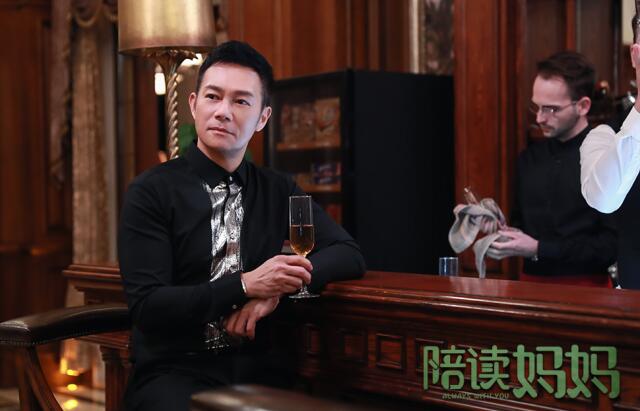 《陪读妈妈》苏州杀青赴加拍摄 张兆辉化身“守护天使”