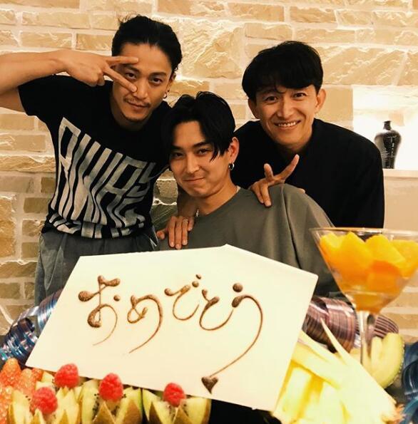 日版F4齐聚!小栗旬阿部力松本润祝贺松田翔太结婚