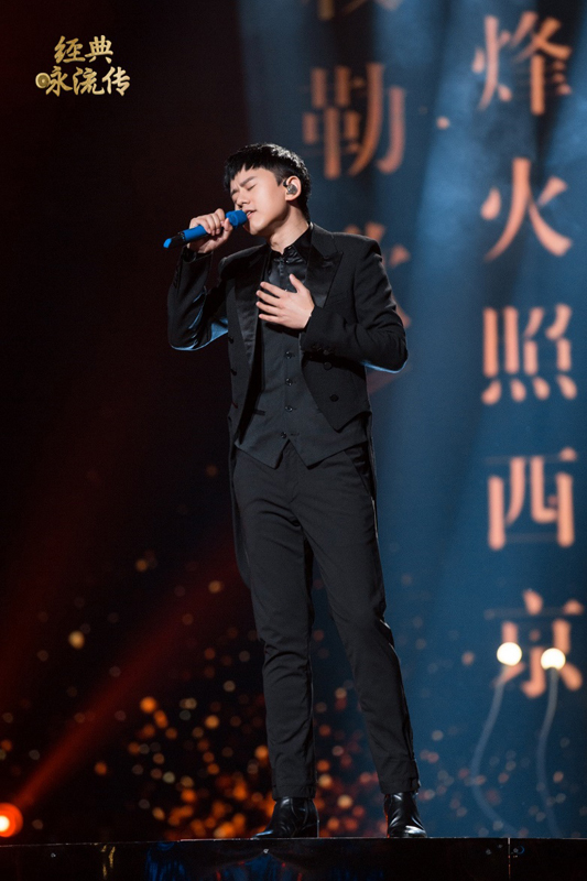 张杰《经典咏流传》主题曲今晚首播荡气回肠沸腾全场