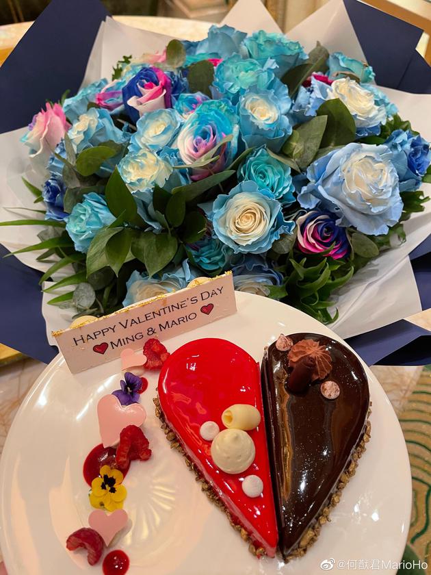 何猷君晒情人节蛋糕花束 奚梦瑶调侃:直男审美