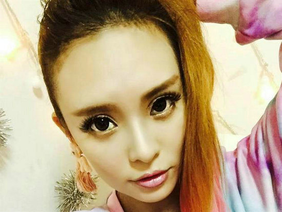 丁小芹还原弟弟过世当晚情况 坦言很难接受