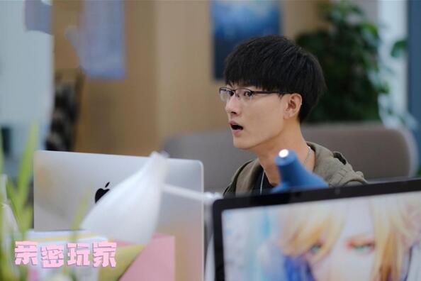 张冠森《亲密玩家》爱情闯关笑料百出 自称恋爱小白仿佛在演自己