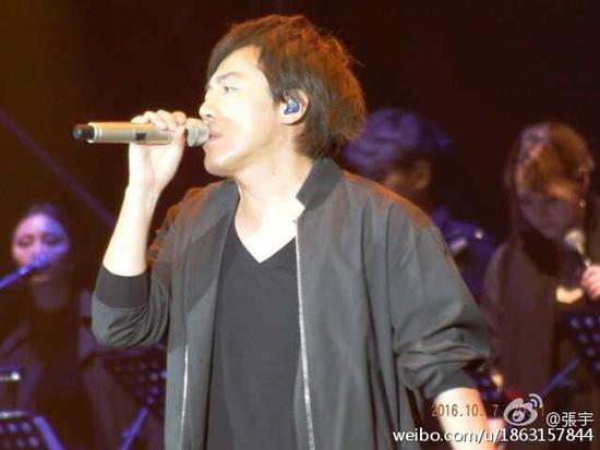 张宇宣布停工后回台湾 经纪人帮回应“疲惫原因”